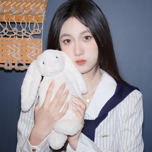 柴萍琼